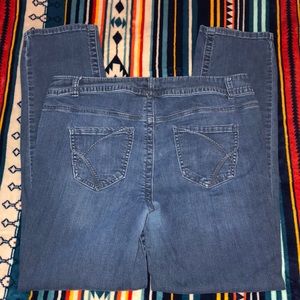 Lane Bryant straight leg jeans size 18